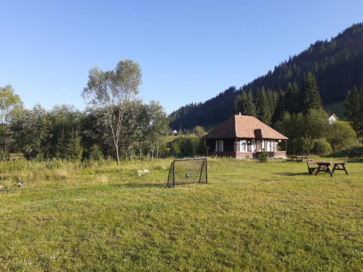 La Malu' Bistritei - Casutele Valea Stanii Hotel Exterior photo