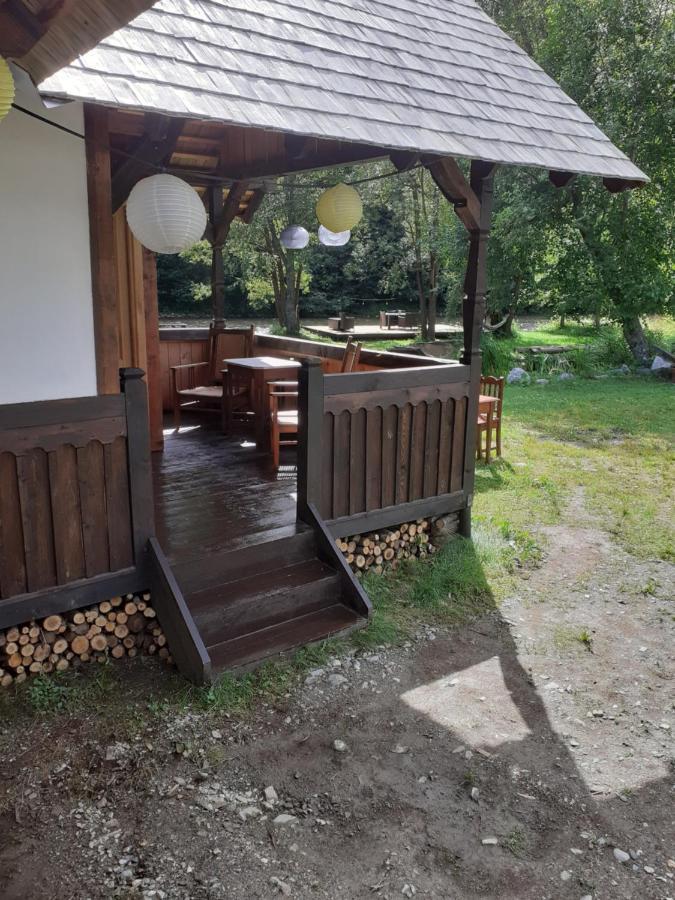 La Malu' Bistritei - Casutele Valea Stanii Hotel Exterior photo