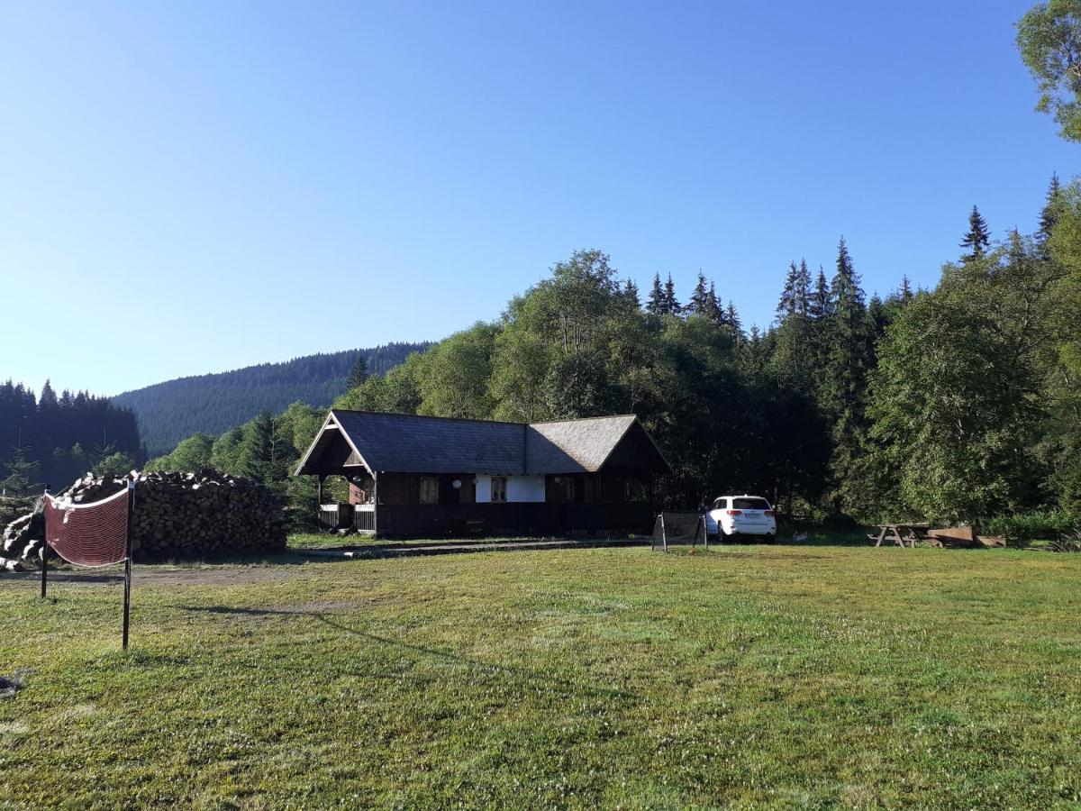 La Malu' Bistritei - Casutele Valea Stanii Hotel Exterior photo